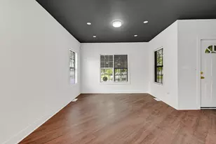 540 W 111th St, Chicago, IL 60628 - Photo 4