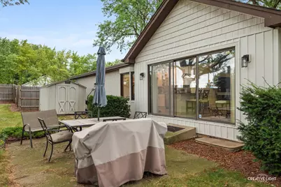 110 N Cambridge Drive, Geneva, IL 60134 - Photo 20