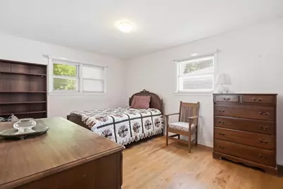 271 Dalton Avenue, Mundelein, IL 60060 - Photo 10