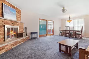 271 Dalton Ave, Mundelein, IL 60060 - Photo 8