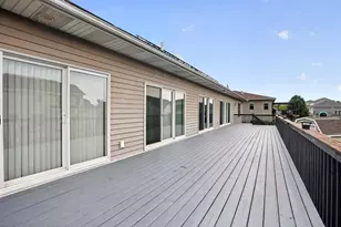 431 N Patricia Ln, Hampshire, IL 60140 - Photo 2