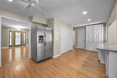 366 Warwick Lane, Lakewood, IL 60014 - Photo 10