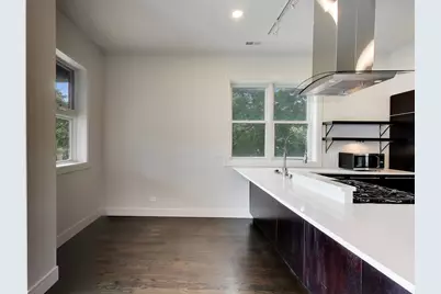 1605 N Oakley Avenue #3S, Chicago, IL 60647 - Photo 6