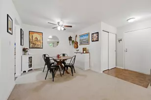 4704 W Northfox Ln, McHenry, IL 60050 - Photo 14