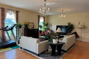 19 N Empress Dr, Hawthorn Woods, IL 60047 - Photo 8