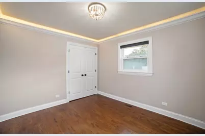 109 Crest Avenue, Elk Grove Village, IL 60007 - Photo 20