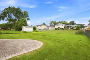 8828 W 98th St, Palos Hills, IL 60465 - Photo 22