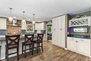 40W719 Longshadow Ln, Campton Hills, IL 60175 - Photo 18