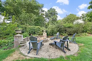 40W719 Longshadow Ln, Campton Hills, IL 60175 - Photo 46