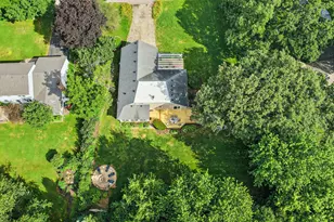 40W719 Longshadow Ln, Campton Hills, IL 60175 - Photo 58