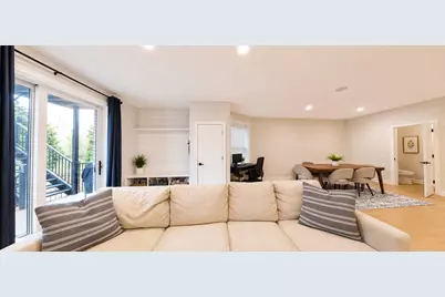 1225 W Addison Street #1, Chicago, IL 60613 - Photo 12