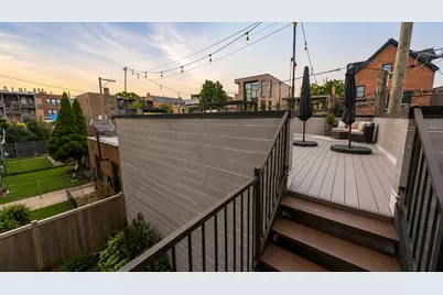 1225 W Addison Street #1, Chicago, IL 60613 - Photo 14