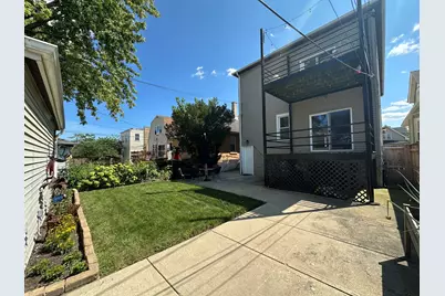 5110 W Byron Street #2, Chicago, IL 60641 - Photo 22