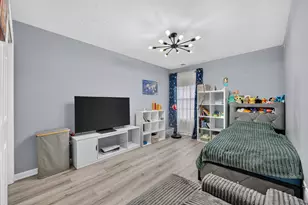 547 Bobby Ann Ct, Roselle, IL 60172 - Photo 28