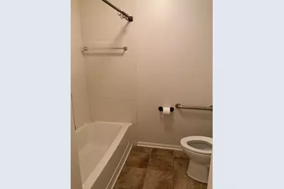1675 Mansfield Court #3, Roselle, IL 60172 - Photo 8