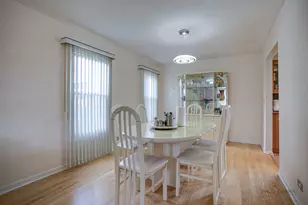 410 Lamont Terrace, Buffalo Grove, IL 60089 - Photo 8