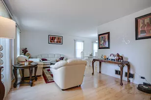 410 Lamont Terrace, Buffalo Grove, IL 60089 - Photo 6