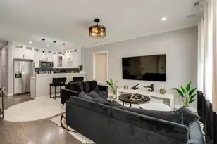 4634 S Langley Ave, Chicago, IL 60653 - Photo 6