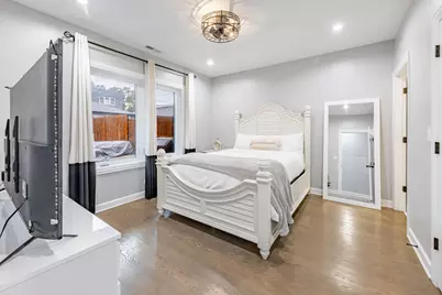 4634 S Langley Avenue #1, Chicago, IL 60653 - Photo 8