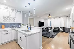 4634 S Langley Ave, Chicago, IL 60653 - Photo 2