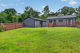 717 Kirkwood Ave, Winthrop Harbor, IL 60096 - Photo 24