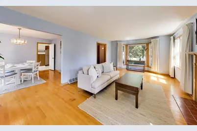 228 S Dwyer Avenue, Arlington Heights, IL 60005 - Photo 4