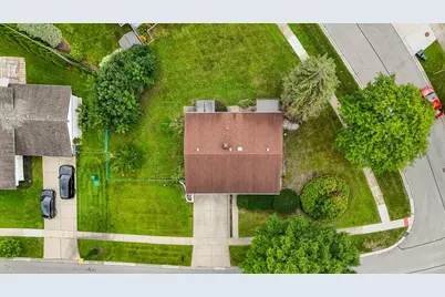669 White Pine Road, Buffalo Grove, IL 60089 - Photo 30