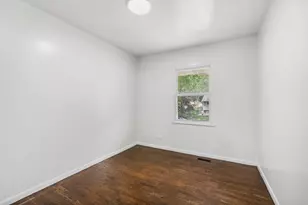 669 White Pine Rd, Buffalo Grove, IL 60089 - Photo 12