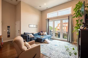 3559 W Montrose Ave, Chicago, IL 60618 - Photo 4