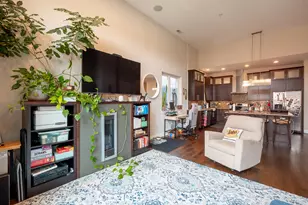 3559 W Montrose Ave, Chicago, IL 60618 - Photo 6