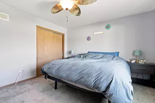 1713 Bataan St, Joliet, IL 60435 - Photo 18