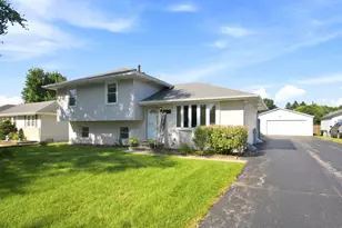 1713 Bataan St, Joliet, IL 60435 - Photo 1