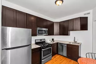1319 W Foster Ave, Chicago, IL 60640 - Photo 22