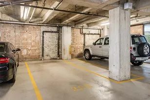 400 W Ontario St, Chicago, IL 60654 - Photo 10