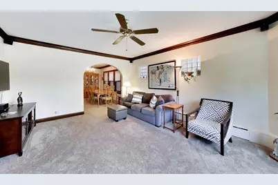 5826 N Navarre Avenue, Chicago, IL 60631 - Photo 2