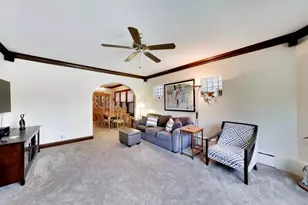 5826 N Navarre Ave, Chicago, IL 60631 - Photo 2