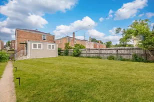3544 W 63rd Pl, Chicago, IL 60629 - Photo 16