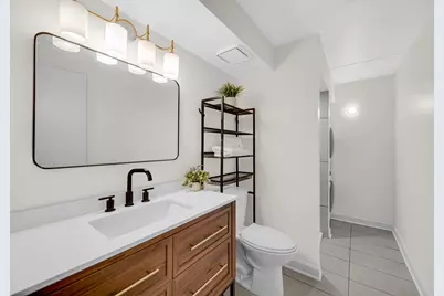 225 E Wing Street #302, Arlington Heights, IL 60004 - Photo 18