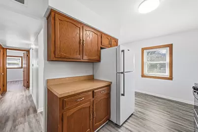 829 N Roy Avenue, Melrose Park, IL 60164 - Photo 10