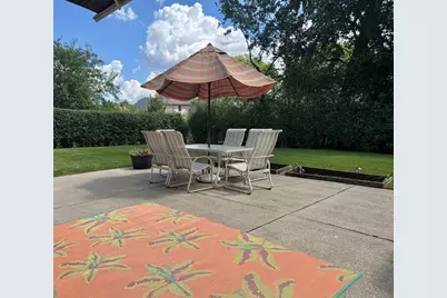 3915 Joanne Drive, Glenview, IL 60026 - Photo 12