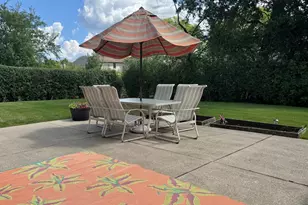 3915 Joanne Dr, Glenview, IL 60026 - Photo 12