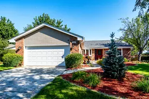 11640 197th St, Mokena, IL 60448 - Photo 1