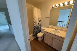 234 Birmingham Ct, Roselle, IL 60172 - Photo 10