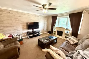 1059 Meadow Ln, Colona, IL 61241 - Photo 4