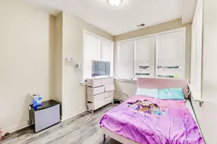 3046 W Polk St, Chicago, IL 60612 - Photo 8