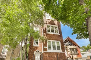 3046 W Polk St, Chicago, IL 60612 - Photo 2