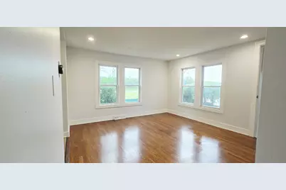 7000 W 71st Place, Chicago, IL 60638 - Photo 8