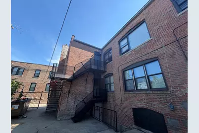 7450 S Luella Avenue, Chicago, IL 60649 - Photo 2
