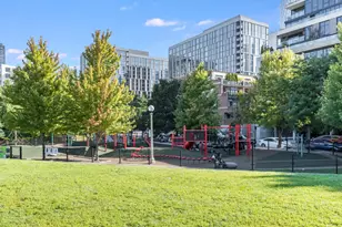 843 W Adams St, Chicago, IL 60607 - Photo 26