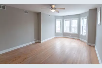 4342 N Mozart Street #2E, Chicago, IL 60618 - Photo 2
